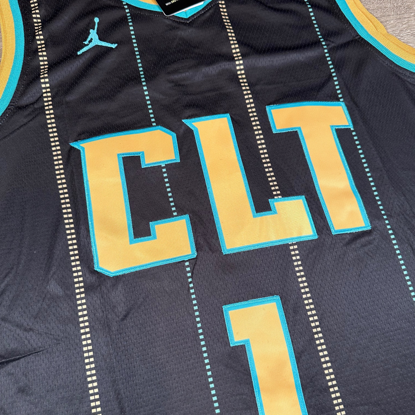 Lamelo Ball Charlotte Hornets NBA Nike Swingman Stitched Jersey